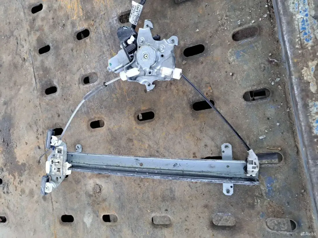 Электростеклоподъемник для Ниссан Альмера G15 — Nissan — Almera