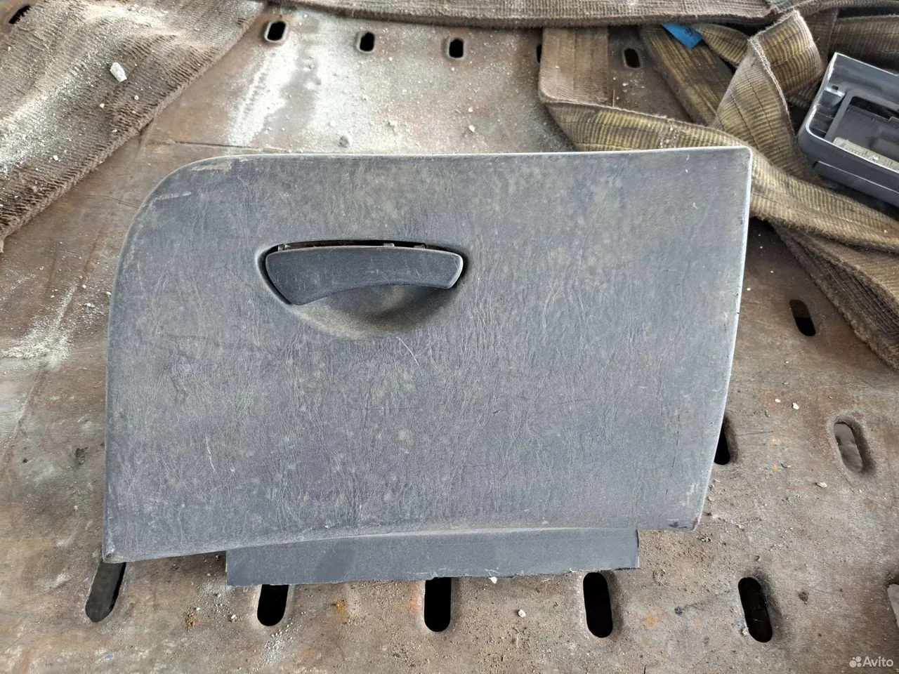 Бардачок для Форд Фокус-1 — Ford — Focus