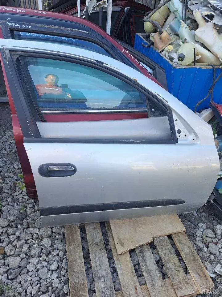 Правые двери для Ниссан Альмера 2001гв хэтчбек — Nissan — Almera