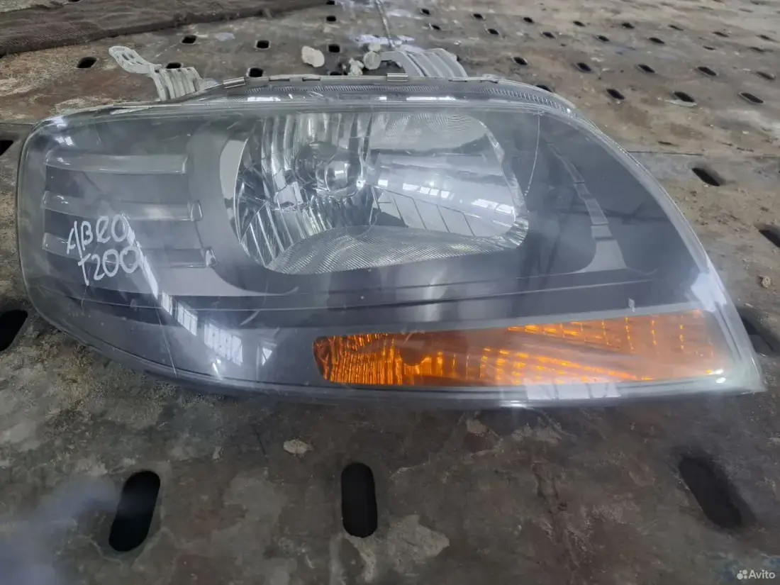 Фара передняя правая Шевроле Авео Т-200 — Chevrolet — Aveo