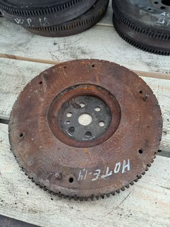 Маховик для Ниссан Ноте 1.4л — Nissan — Note