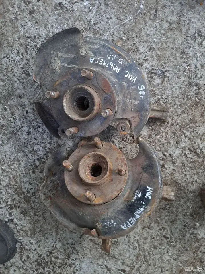 Поворотные кулаки для Ниссан Альмера 1998гв — Nissan — Almera