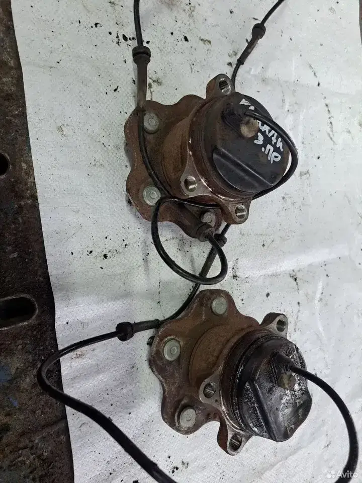 Задние ступицы для Ниссан Кашкай 2010гв — Nissan — Qashqai+2
