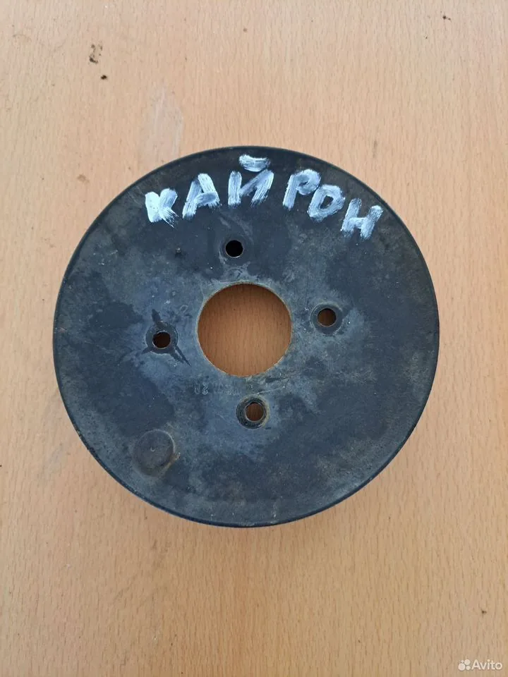 Шкив помпы для Ssang Yong Kyron 2.0л — SsangYong — Kyron