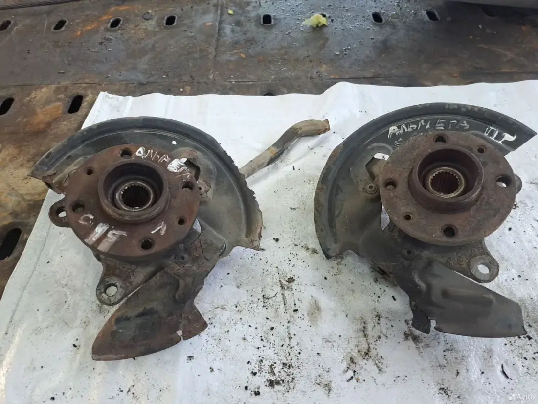 Поворотный левый кулак для Ниссан Альмера G15 — Nissan — Almera