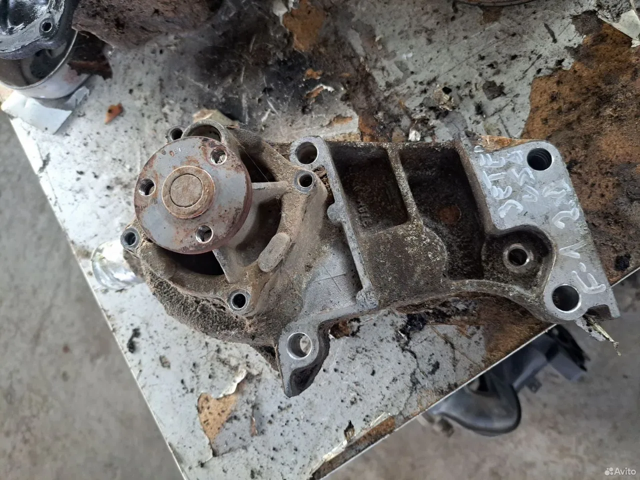 Помпа для Форд Фокус-1 2.0л Zetek — Ford — Focus