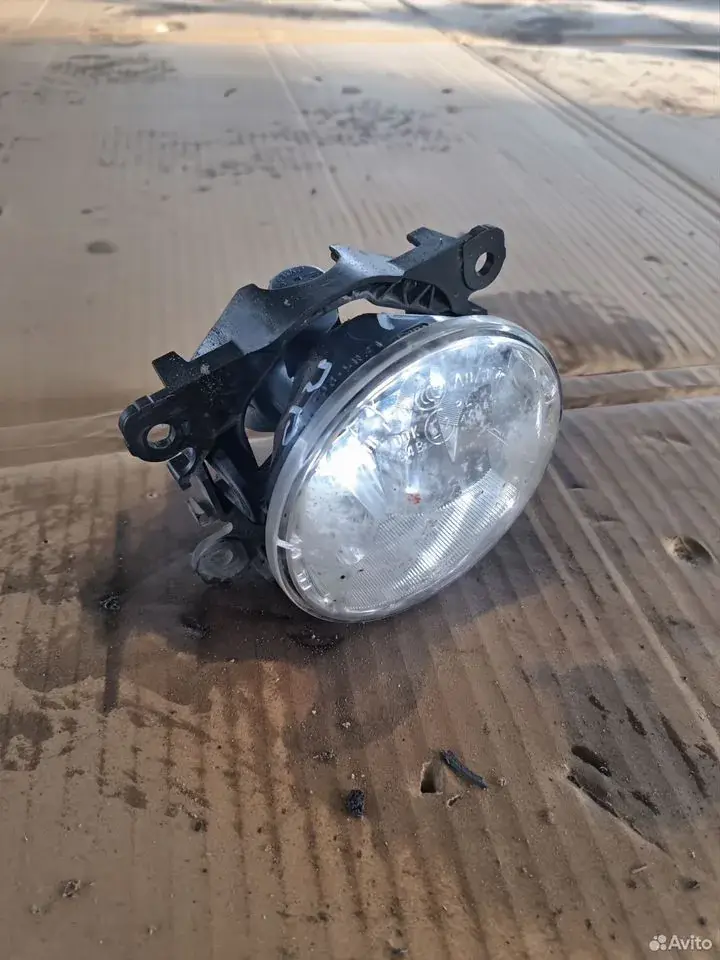 Противотуманка переднего бампера LADA XRay 261500097R — ВАЗ (LADA) — XRAY
