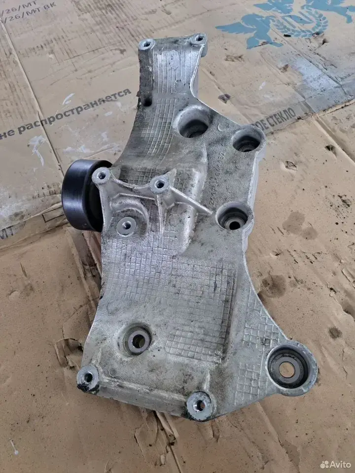 Кронштейн кондиционера LADA XRay 117308543R — ВАЗ (LADA) — XRAY