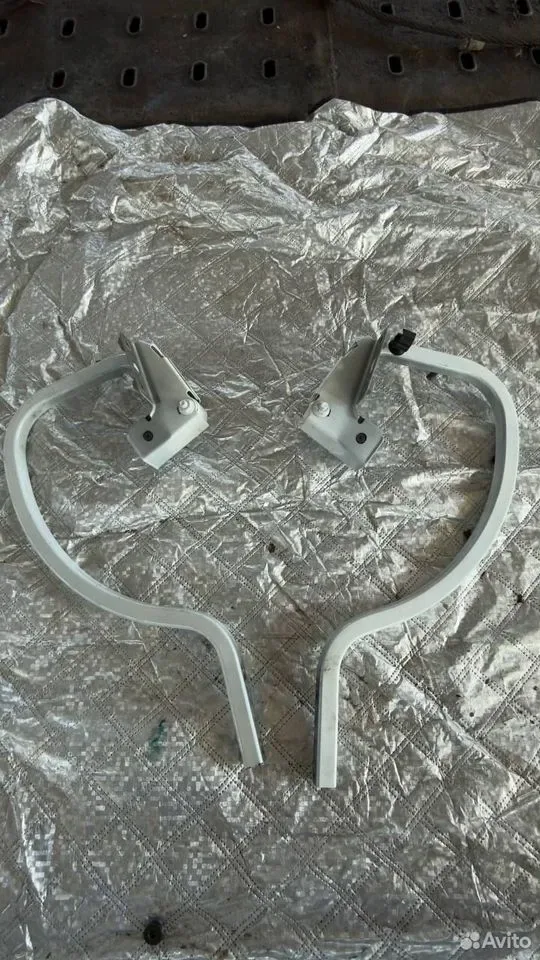 Петли багажника 6RF827301A для Фольксваген Поло-5 — Volkswagen — Polo