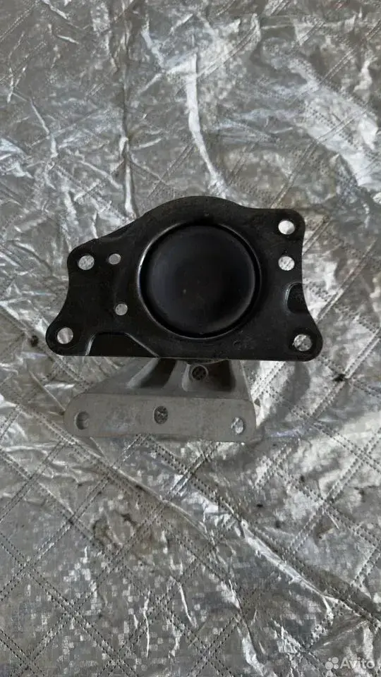Опора двигателя Volkswagen Polo 5 6RU199262 — Volkswagen — Polo
